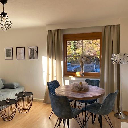 Gemuetliche Wohnung Mit Gartenblick Innsbruck Buitenkant foto